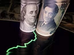 Dollar Declines Against Yen,